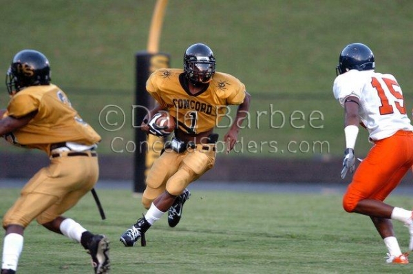 Vance tops Spiders 39-14